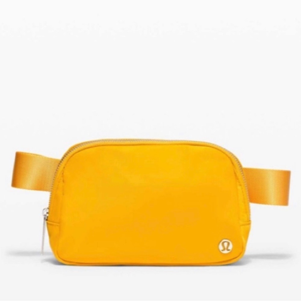 lululemon honeysuckle everywhere belt bag